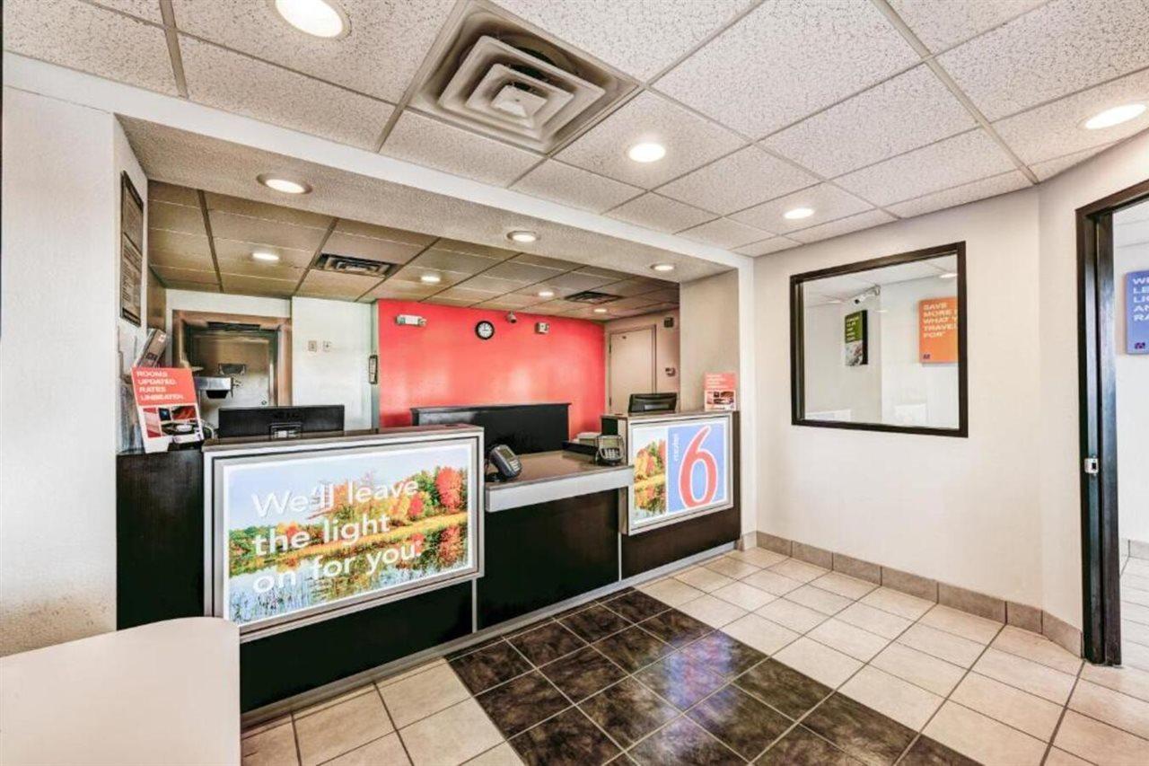 Motel 6-Niantic, Ct - New London Eksteriør billede