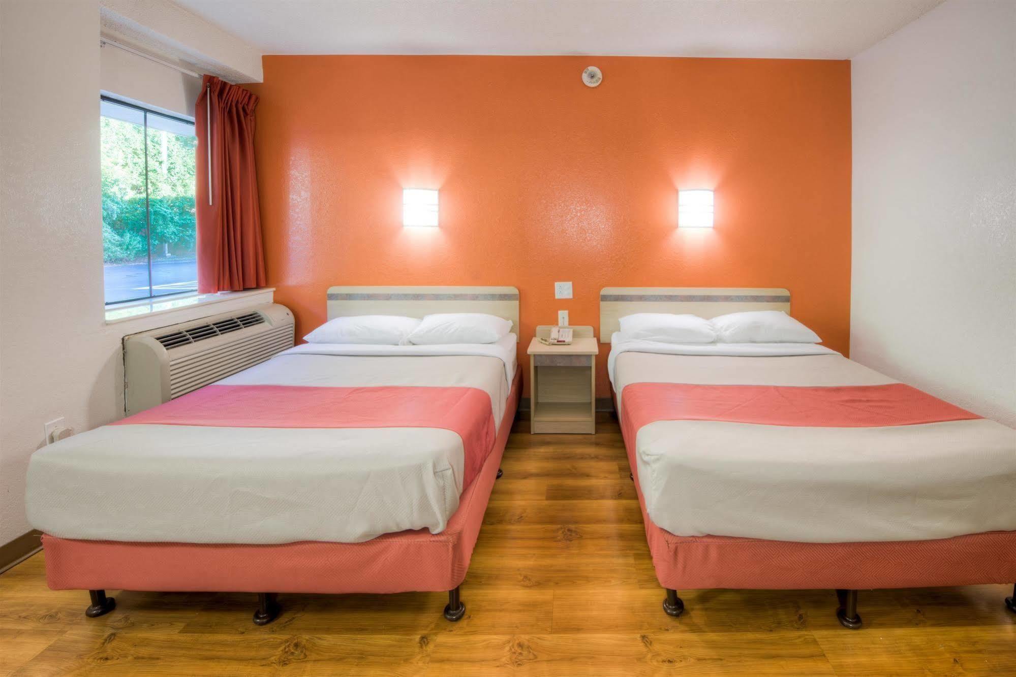 Motel 6-Niantic, Ct - New London Eksteriør billede