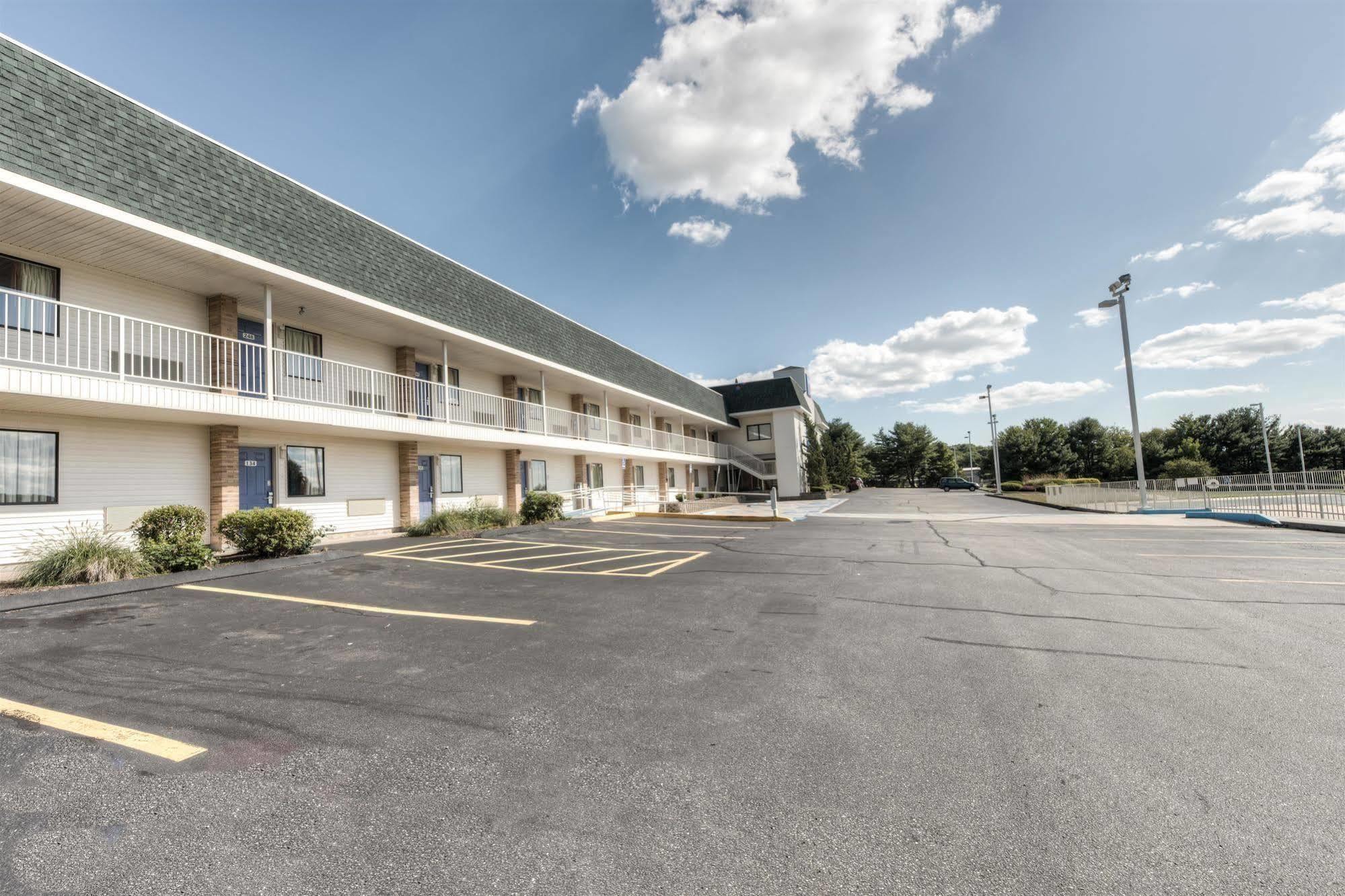 Motel 6-Niantic, Ct - New London Eksteriør billede